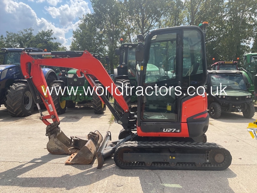 Kubota U 27-4