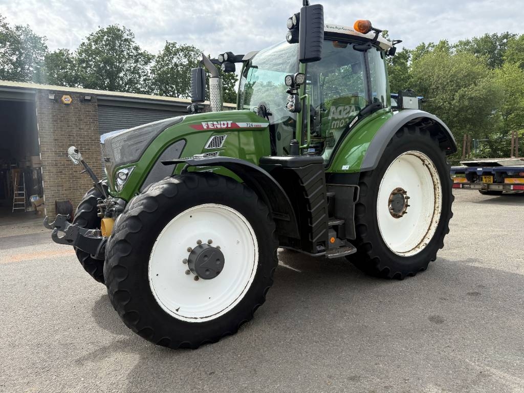 Fendt 724 Profi Plus