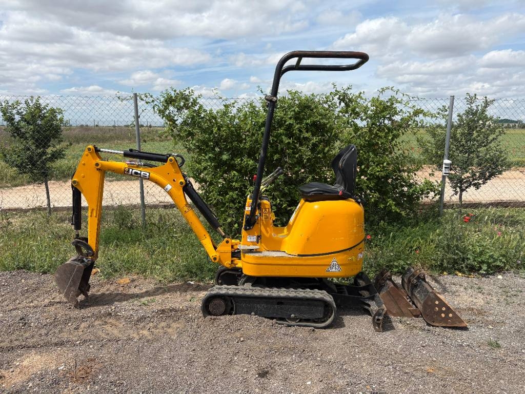 JCB 8008 CTS