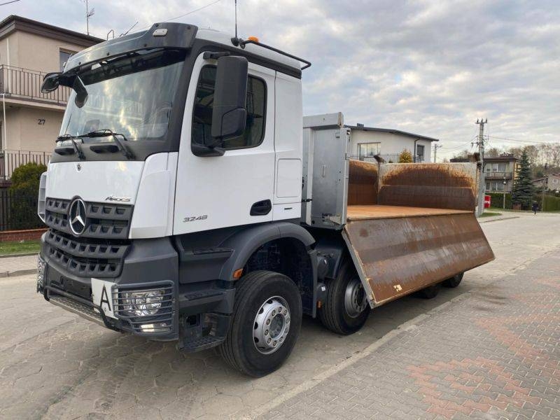 Mercedes-Benz Arocs 3248 MP5
