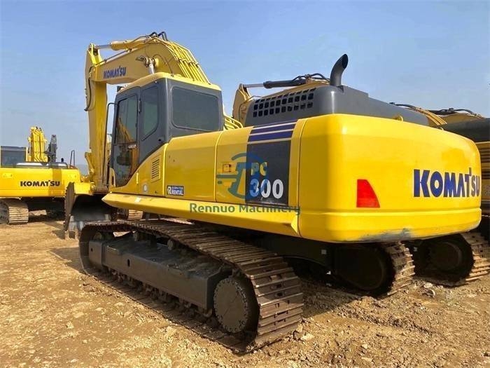 Komatsu PC 300-7