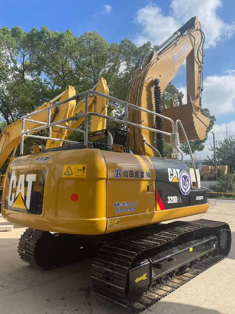 CAT CAT320D2