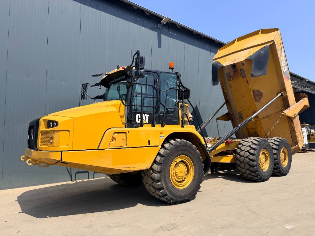CAT 735 04A