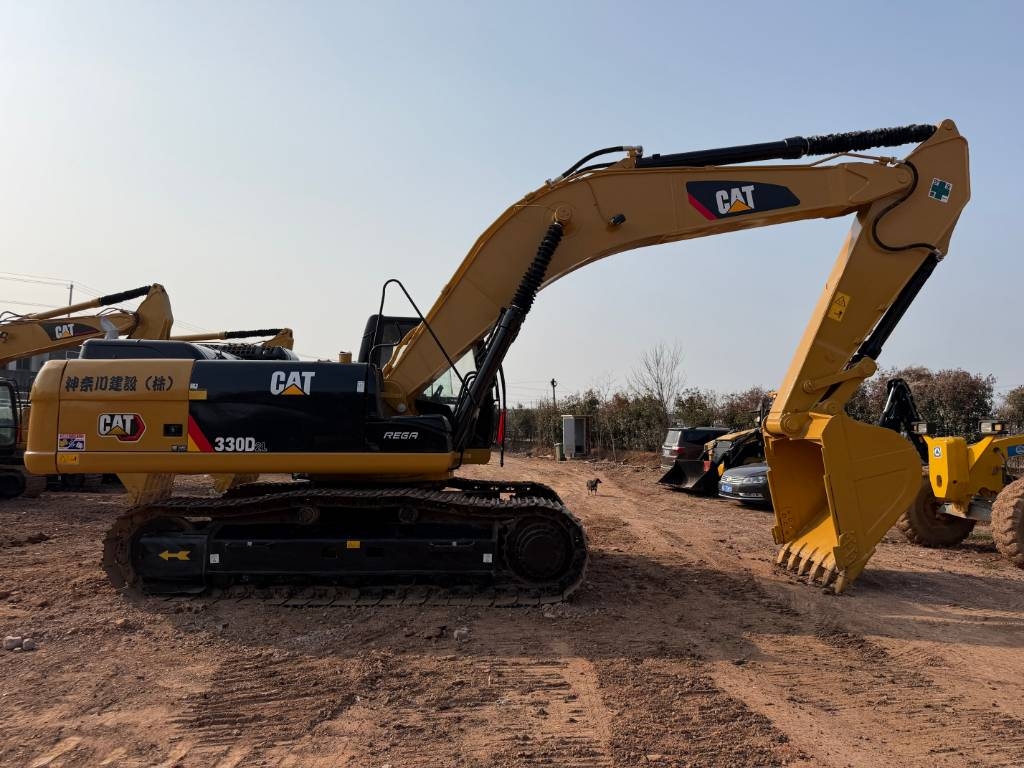 CAT 330D2L