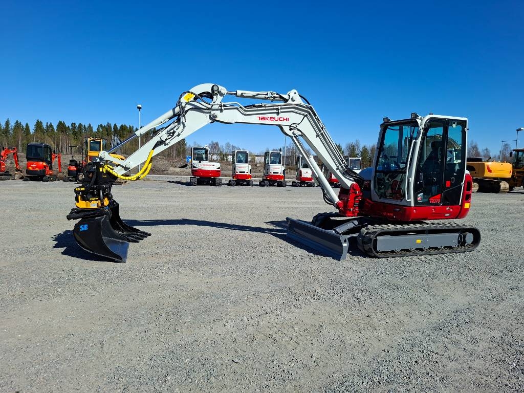 Takeuchi TB370