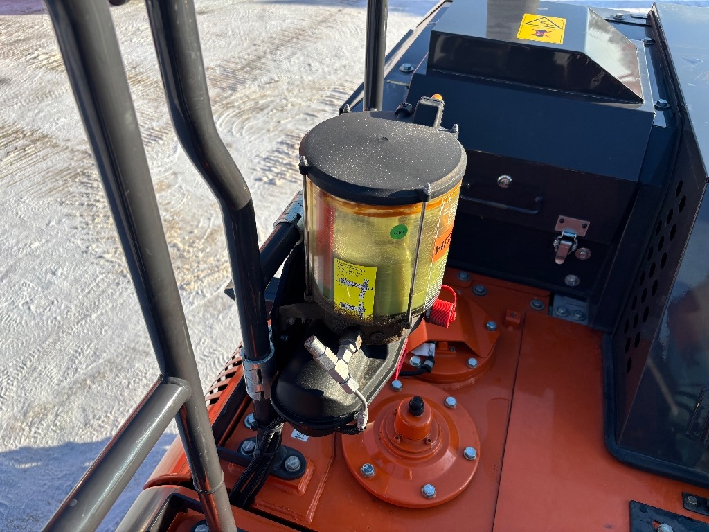 Hitachi ZX 180 LC / Pienet tunnit, Rasvari, Stage V kuva 8