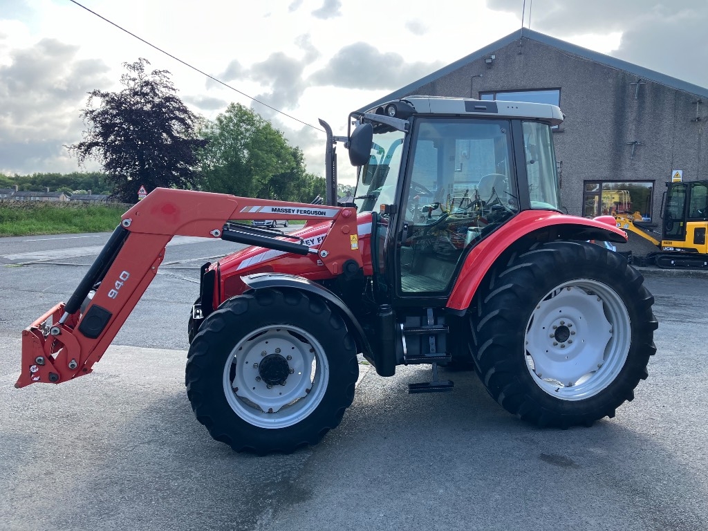Massey Ferguson 5455