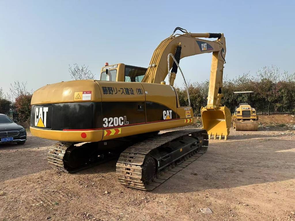 CAT 320 C L