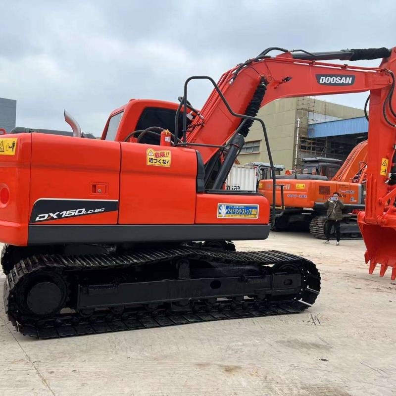 Mini-pelle Doosan DX 150 — occasion 2023, 2 845 h