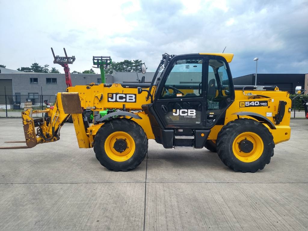 JCB 540-180 (238)