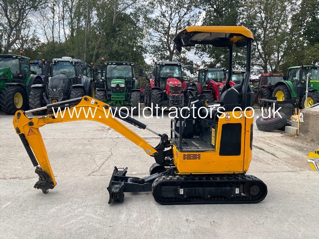 Mini-pelle JCB 18 Z-1 — occasion 2019, 1 392 h