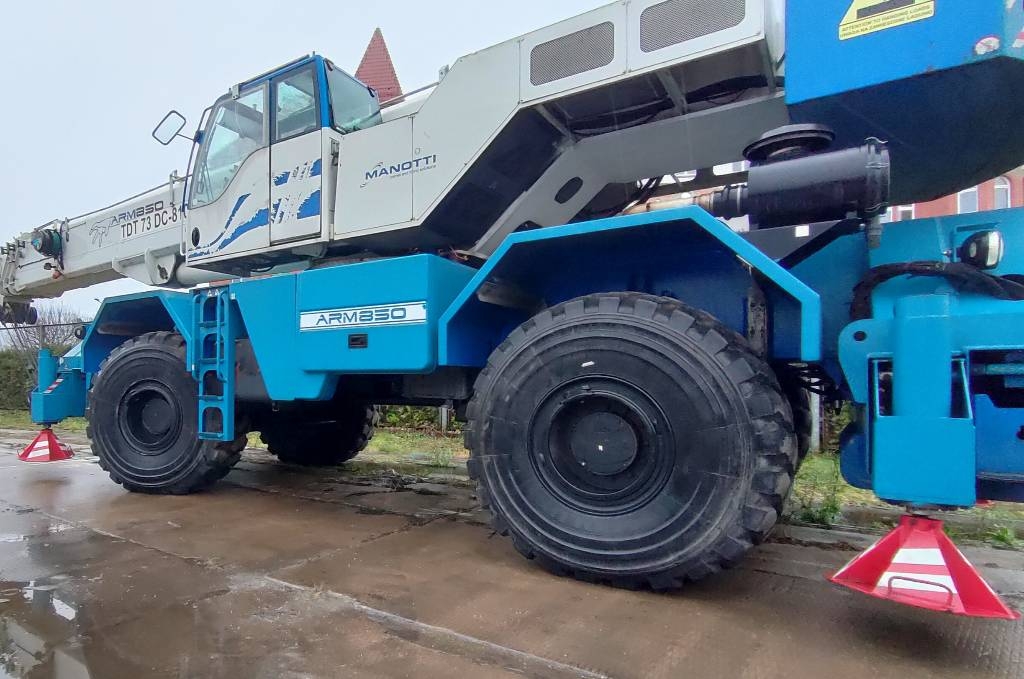 Manotti ARM 850