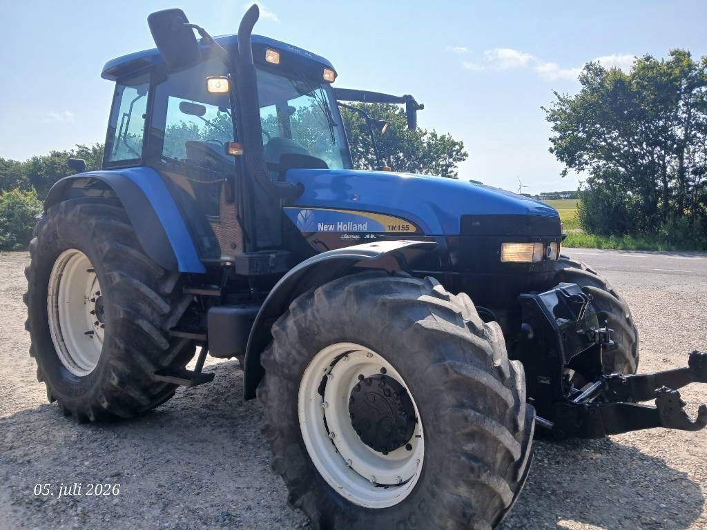 Tracteur agricole New Holland TM 155 med frontlift — occasion 2004, 12 000 h