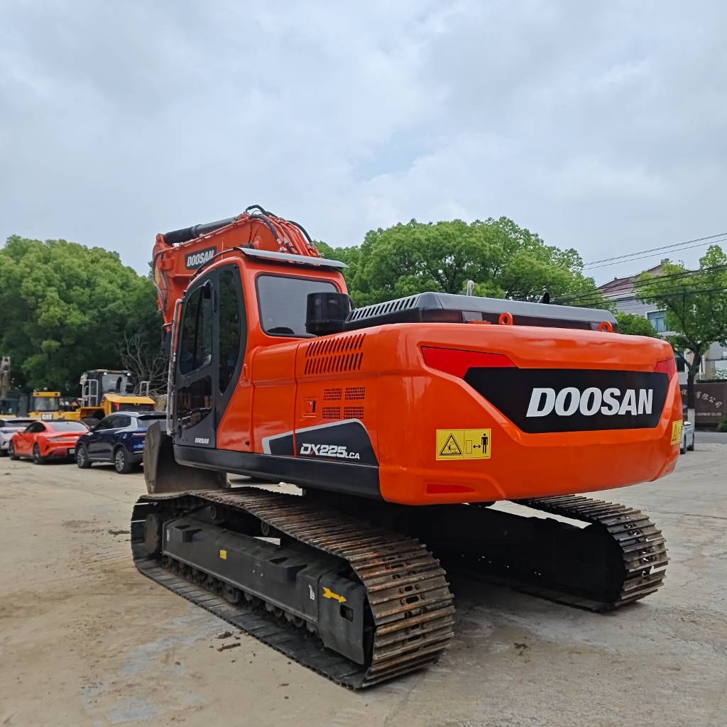 Doosan DX 225 LCA