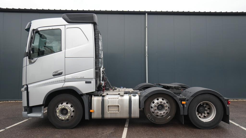 Volvo FH 420 6X2 Adr tractor unit