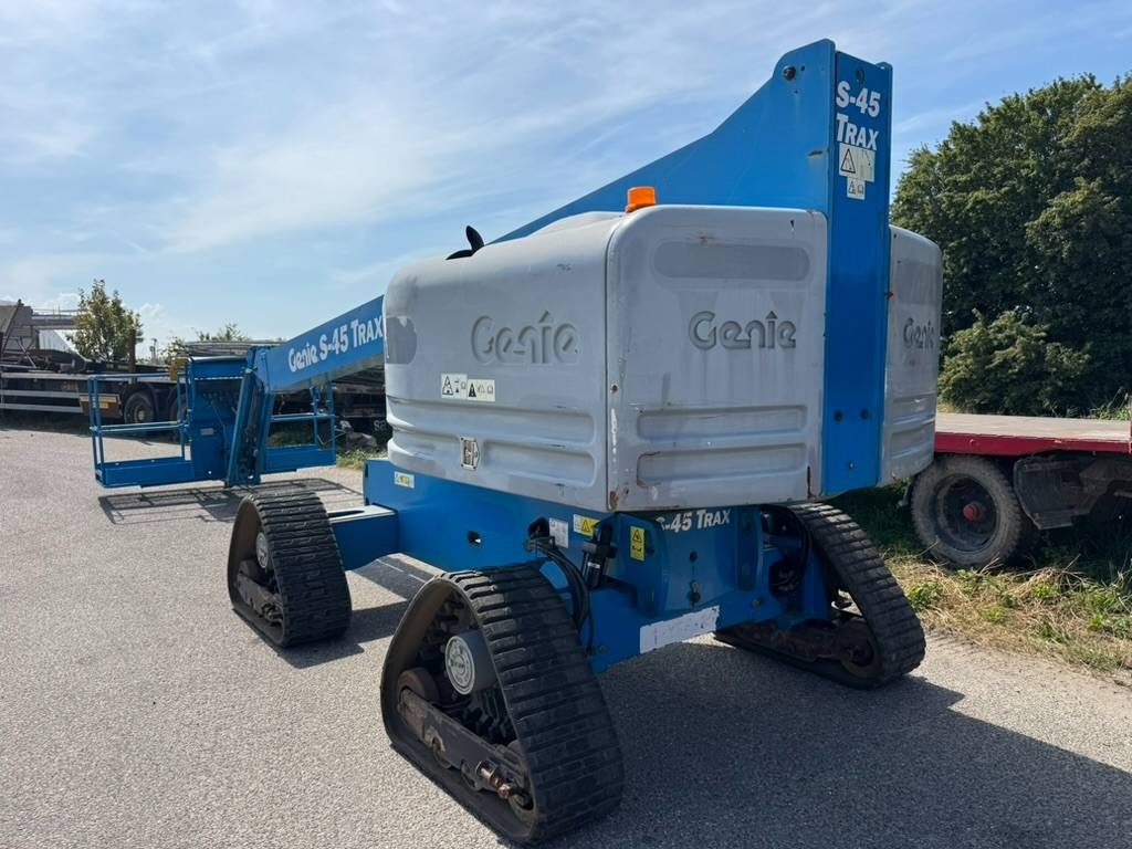 Genie S 45 Trax