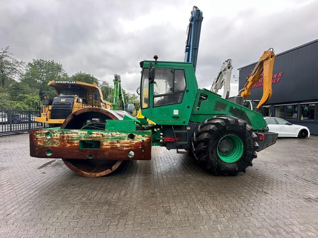 Bomag BW 225 D-3