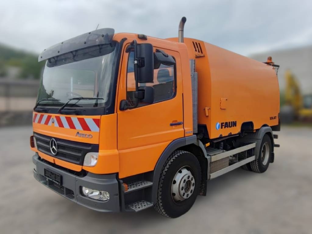 Mercedes-Benz Atego 1518