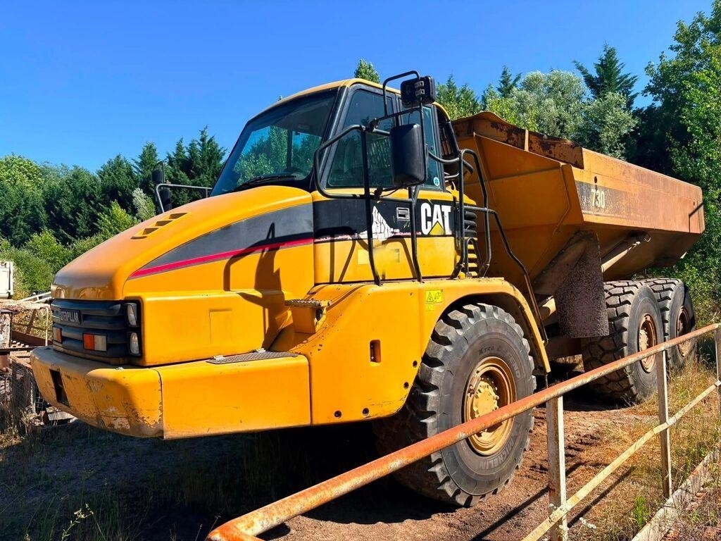 Tombereau articulé Caterpillar 730 — occasion 2005, 19 300 h