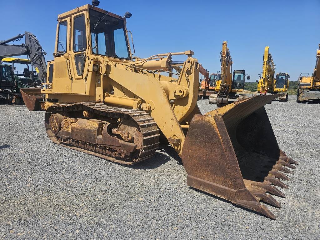 Chargeuse sur chenilles Caterpillar CAT 963/Neue Services — occasion 1987
