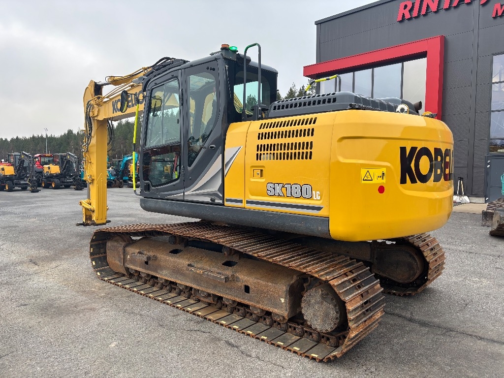 Kobelco SK 180 LC / Uusi alakerta, Stage V, Kahdet propot! kuva 3