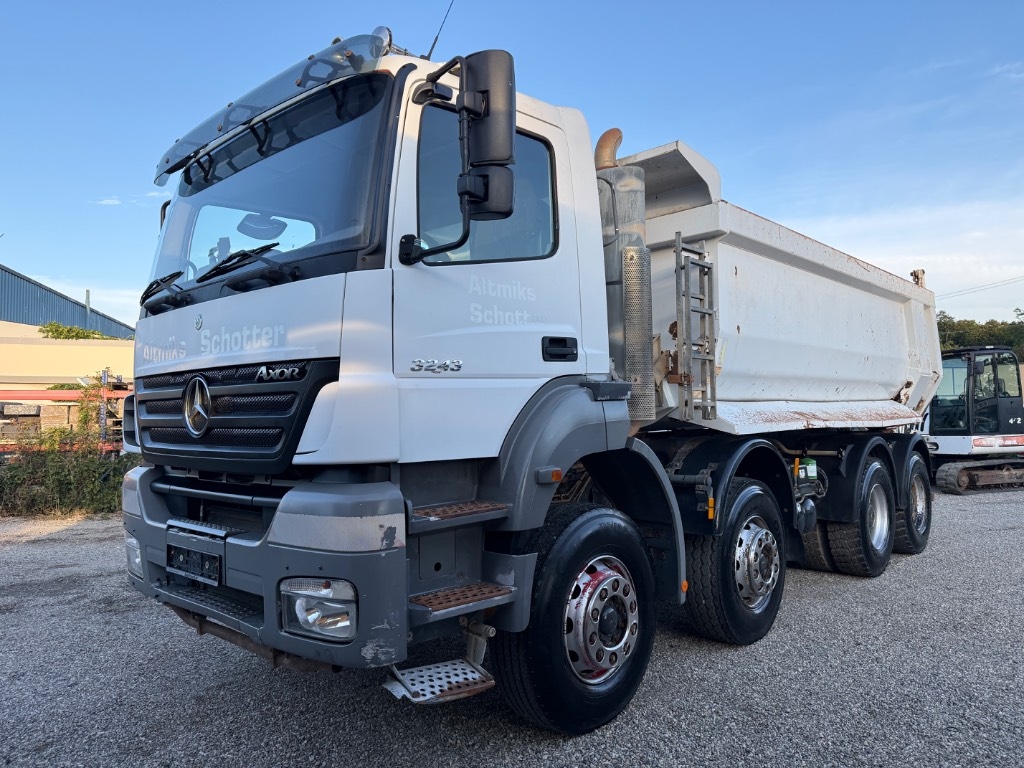 Camion benne Mercedes-Benz Axor 3243K — occasion 2006