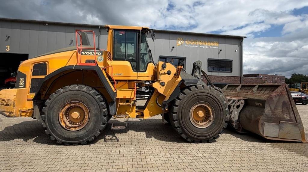 Chargeuse sur pneus Volvo L 180 H — occasion 2017, 11 559 h