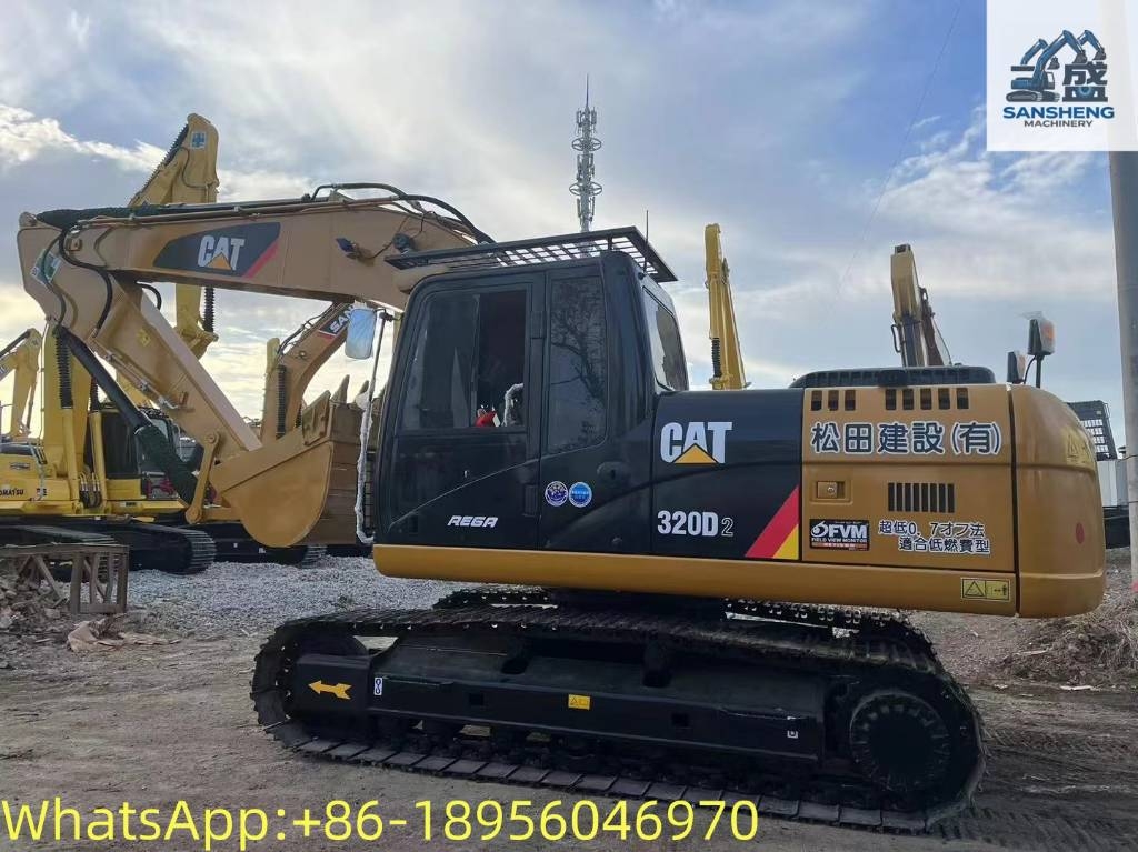 Pelle sur chenilles Caterpillar 320D2 — occasion 2023, 590 h