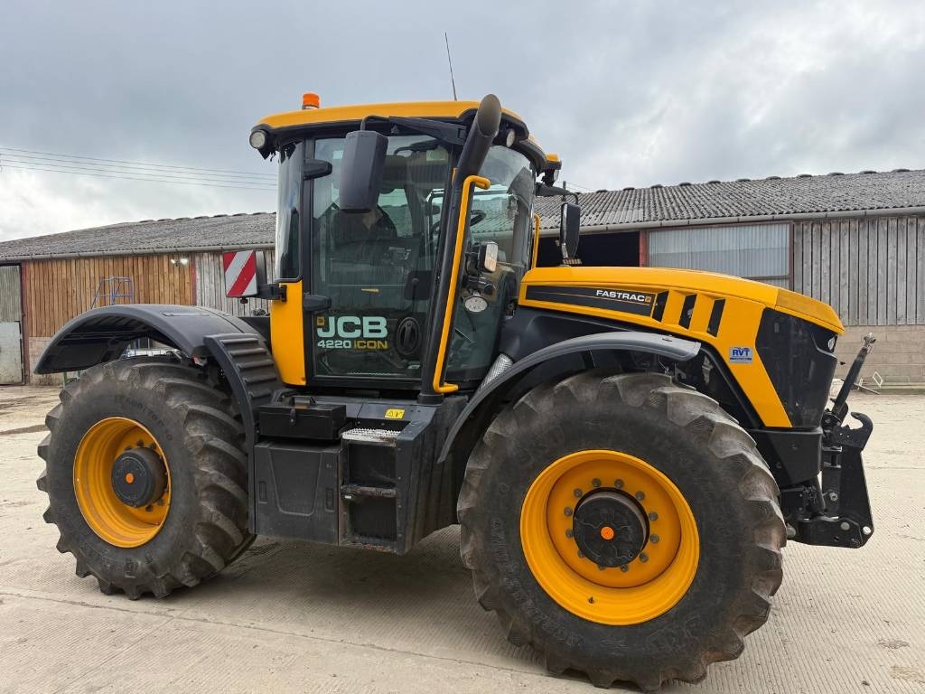 JCB 4220 FASTRAC