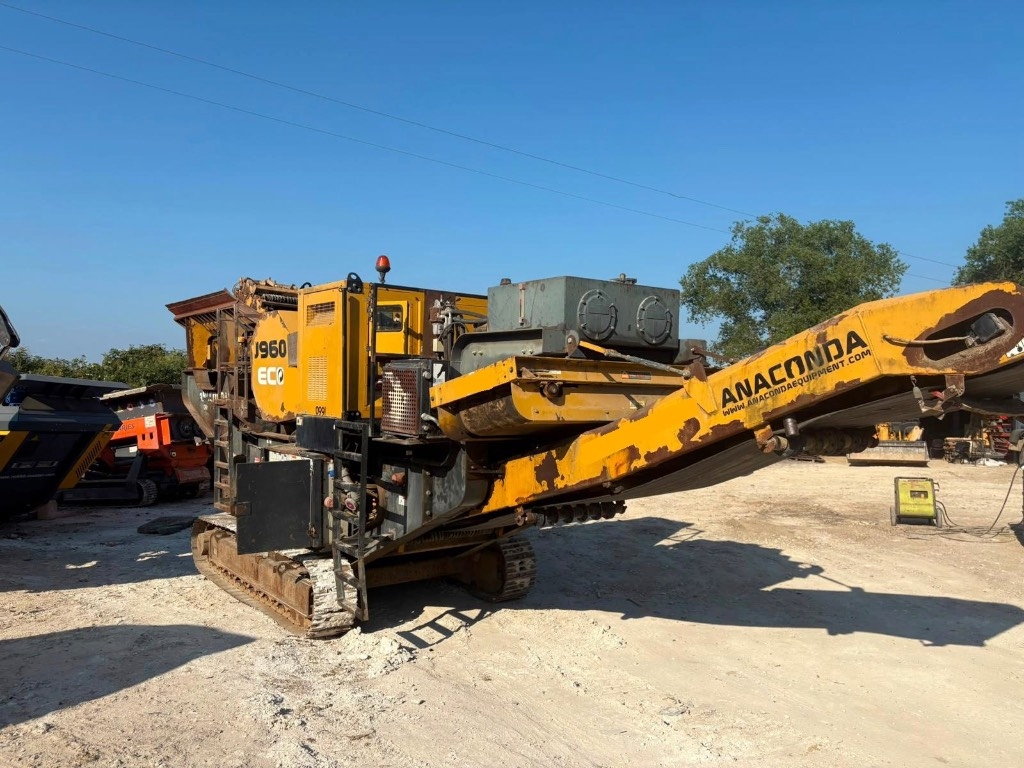 Anaconda J960