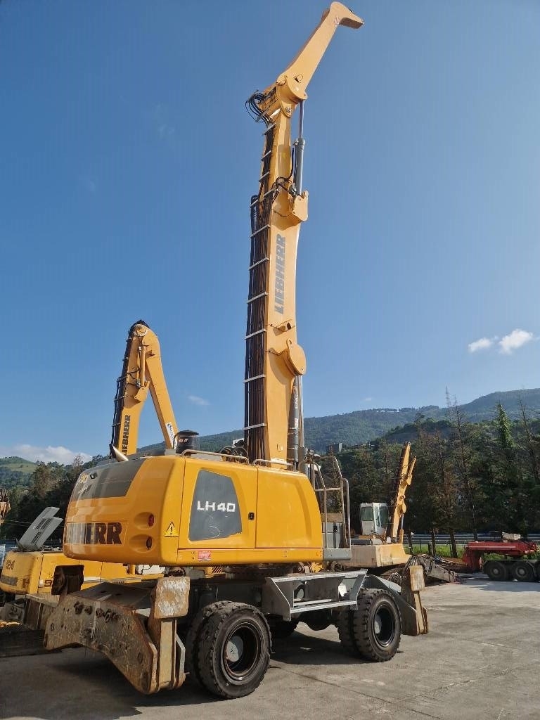 Liebherr LH40M