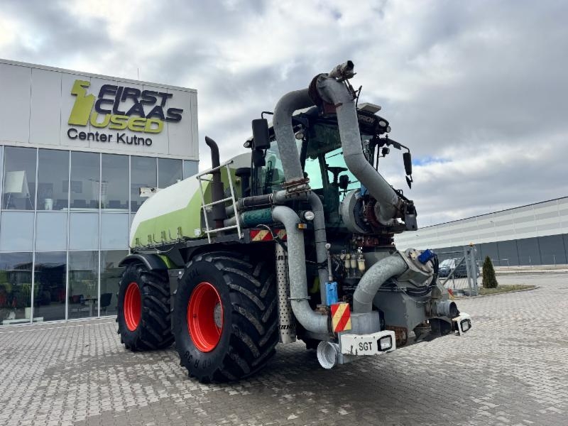 CLAAS XERION 3800 SADDLE TRAC + SGT Aufbau
