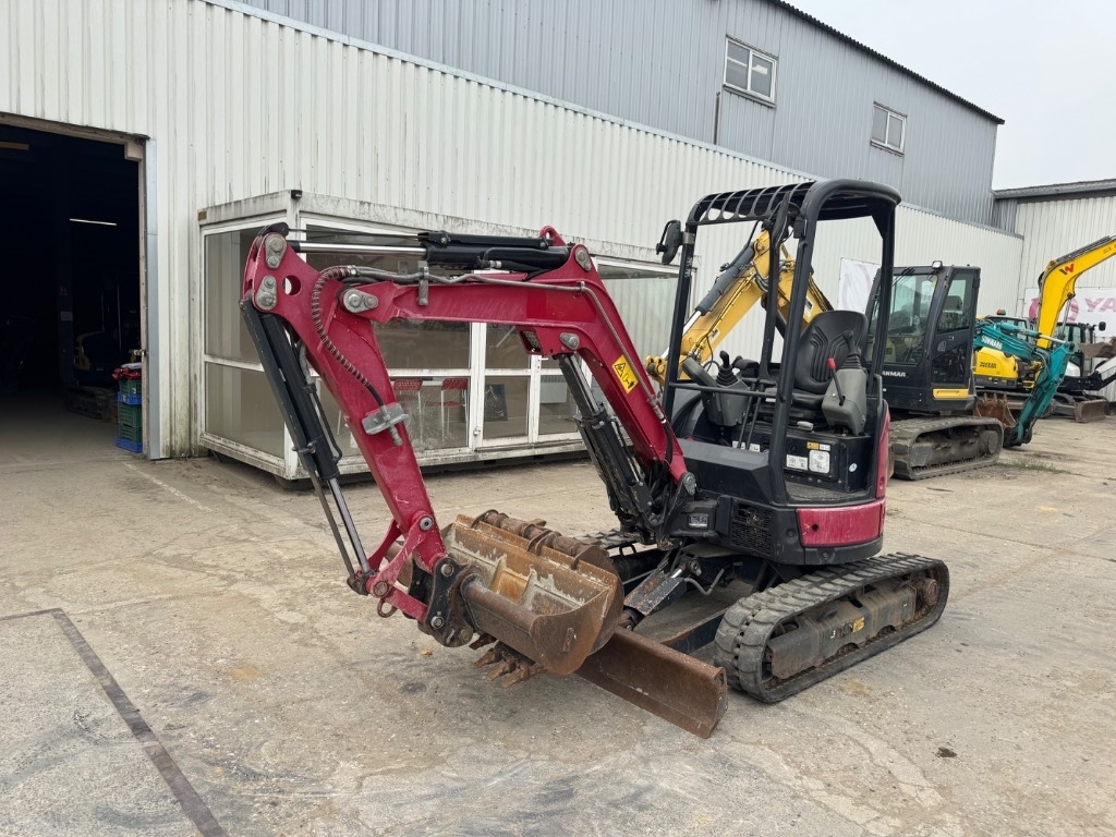Yanmar VIO27LW (23956)