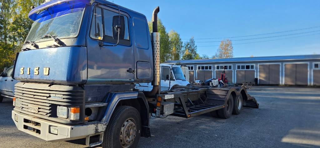 Sisu SM 300