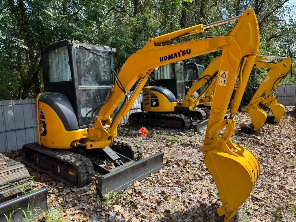 Mini-pelle Komatsu PC 30 MR-3 — occasion 2024, 722 h