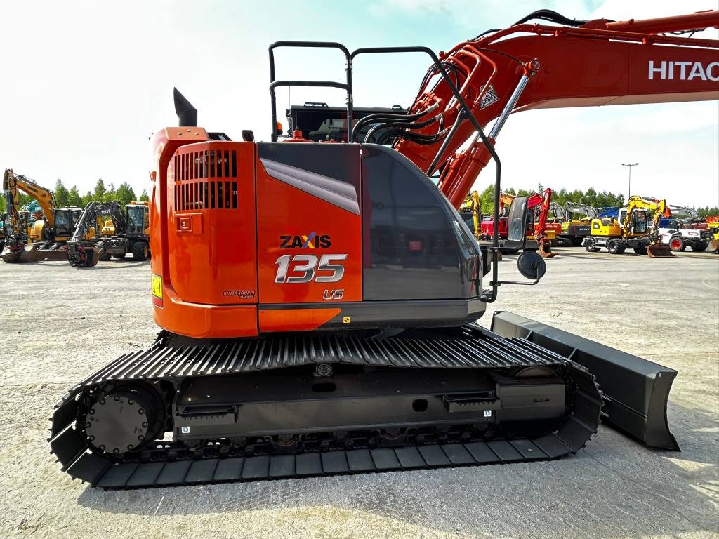 Hitachi ZX135USBL-7 / Myyty, Sold kuva 5
