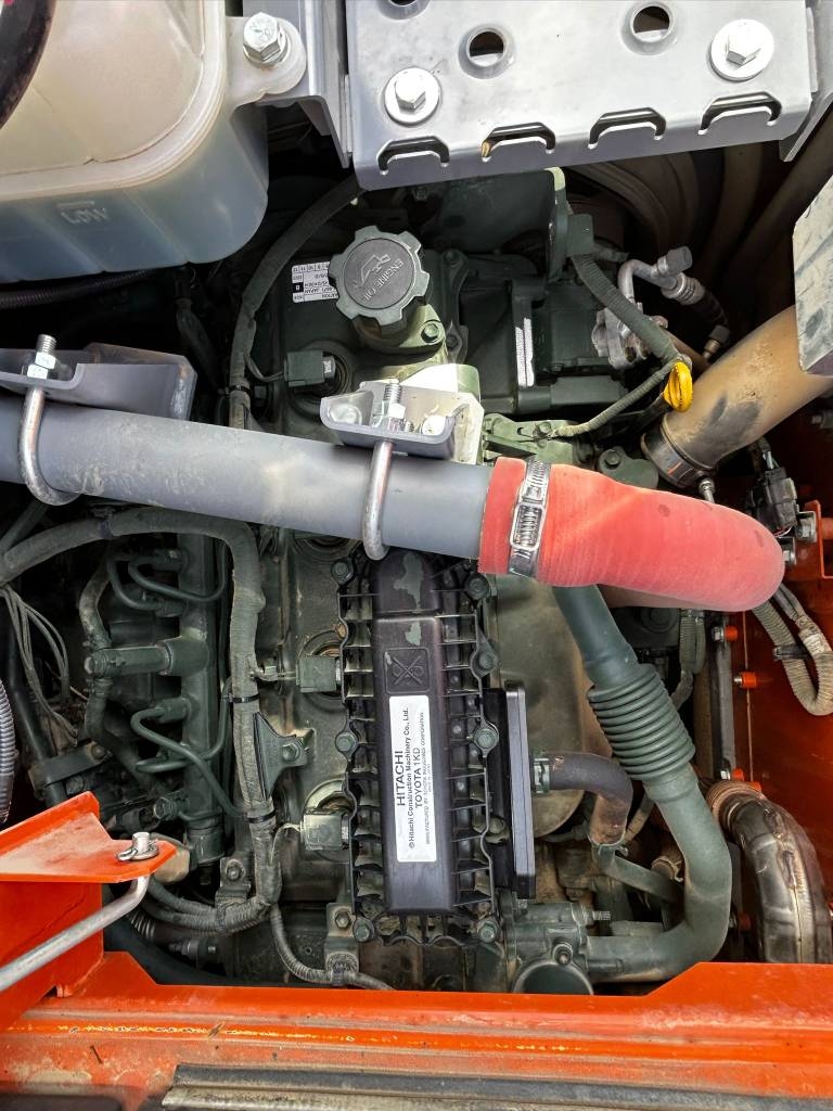 Hitachi ZX135USBL-7 / Myyty, Sold kuva 14