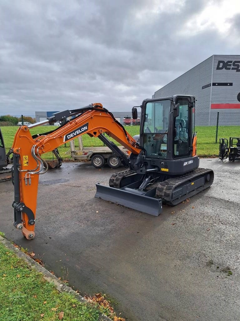 Develon DX 50 Z-7