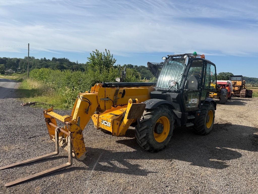 JCB 535 V 140