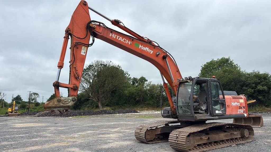 Hitachi ZX 250 LC