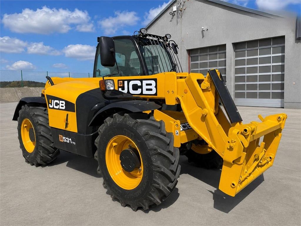 Nacelle télescopique JCB 531-70 — occasion 2011, 7 936 h