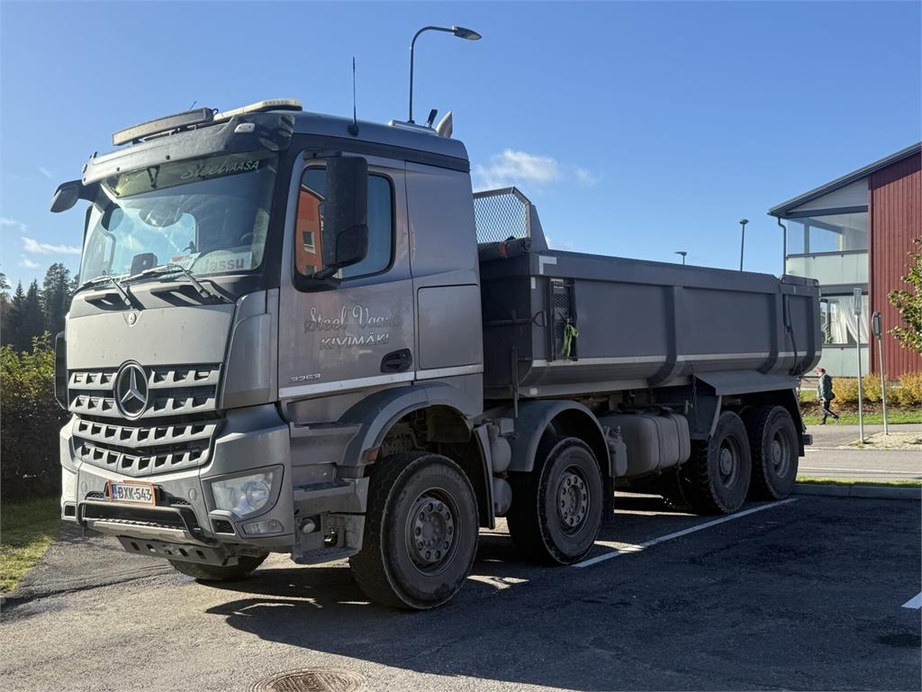 Mercedes-Benz Arocs