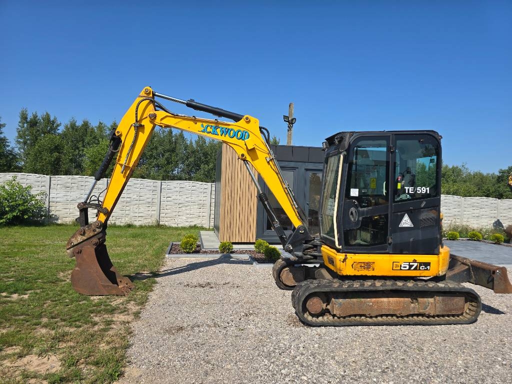 JCB 57 C-1