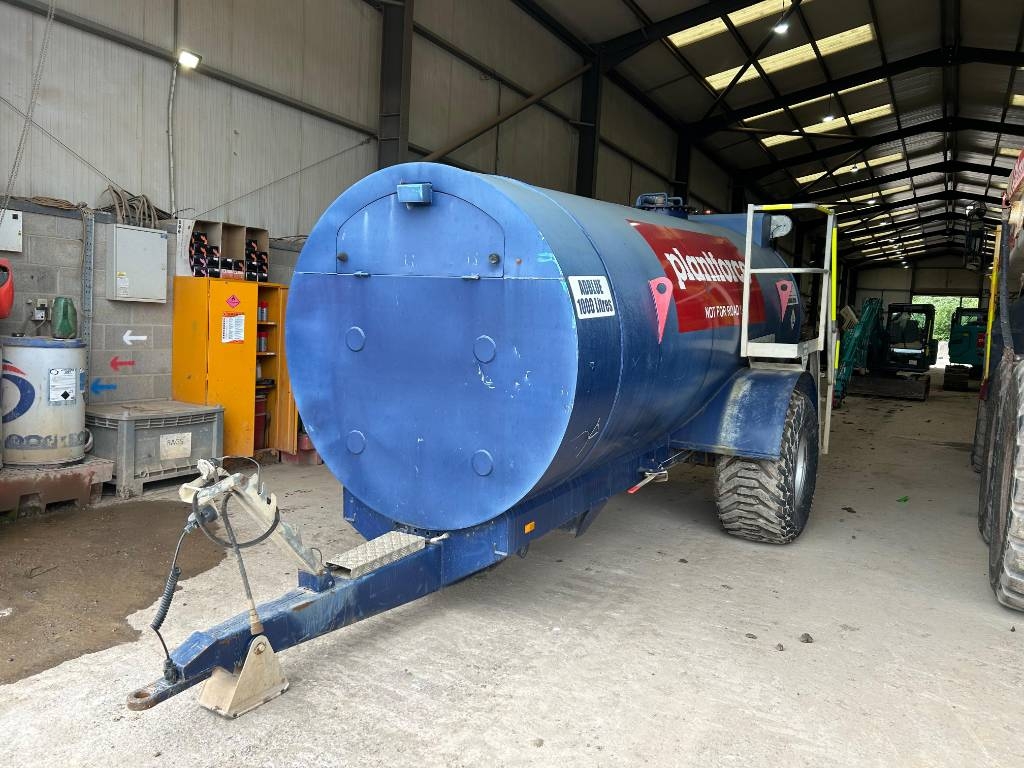 Réservoir de carburant Fuelproof 9000L Bowser — occasion 2018