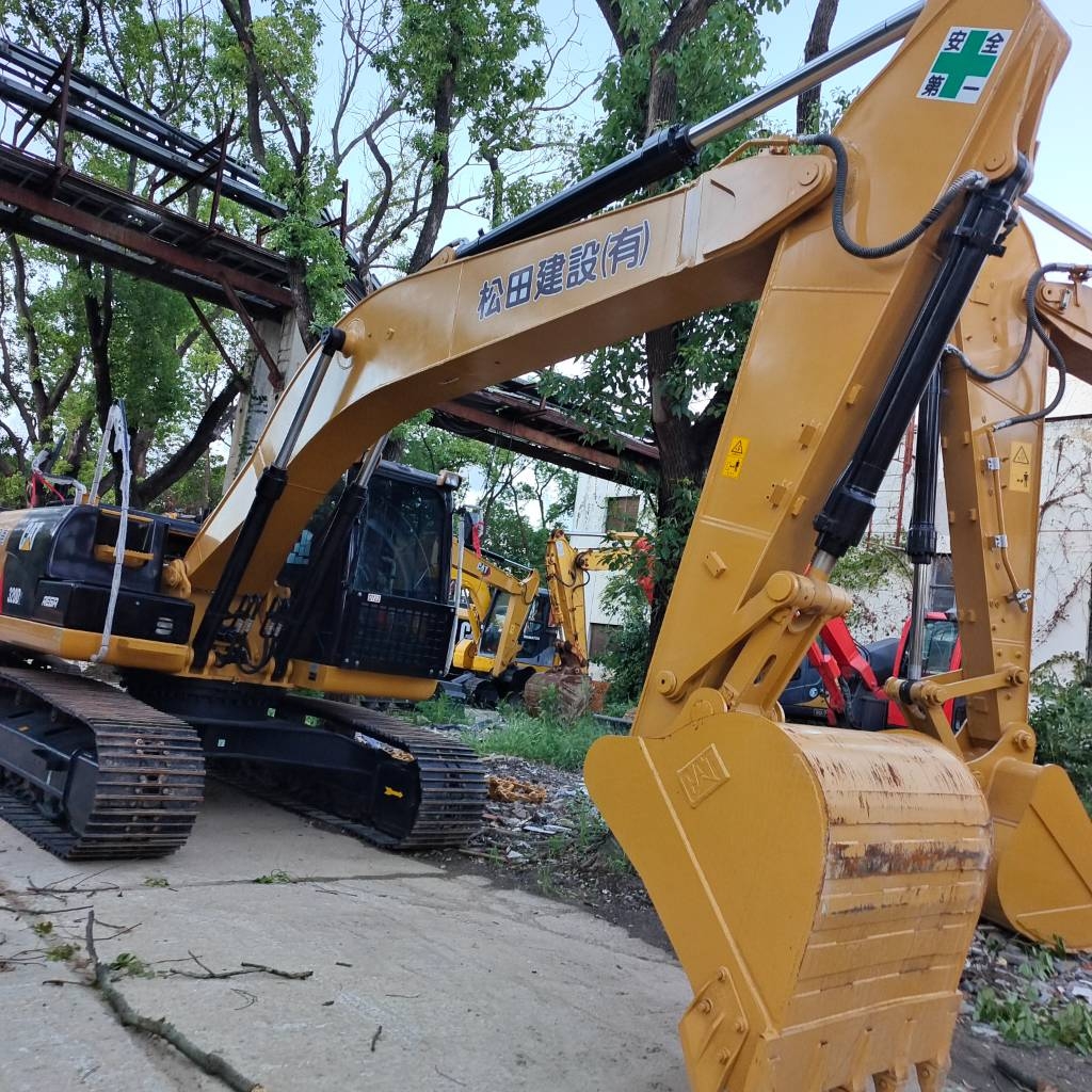 CAT 320 D - 28th Anniversary Promotion Price
