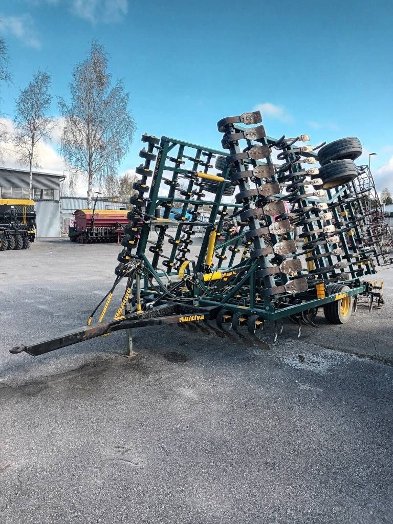 Multiva Mega XL 700