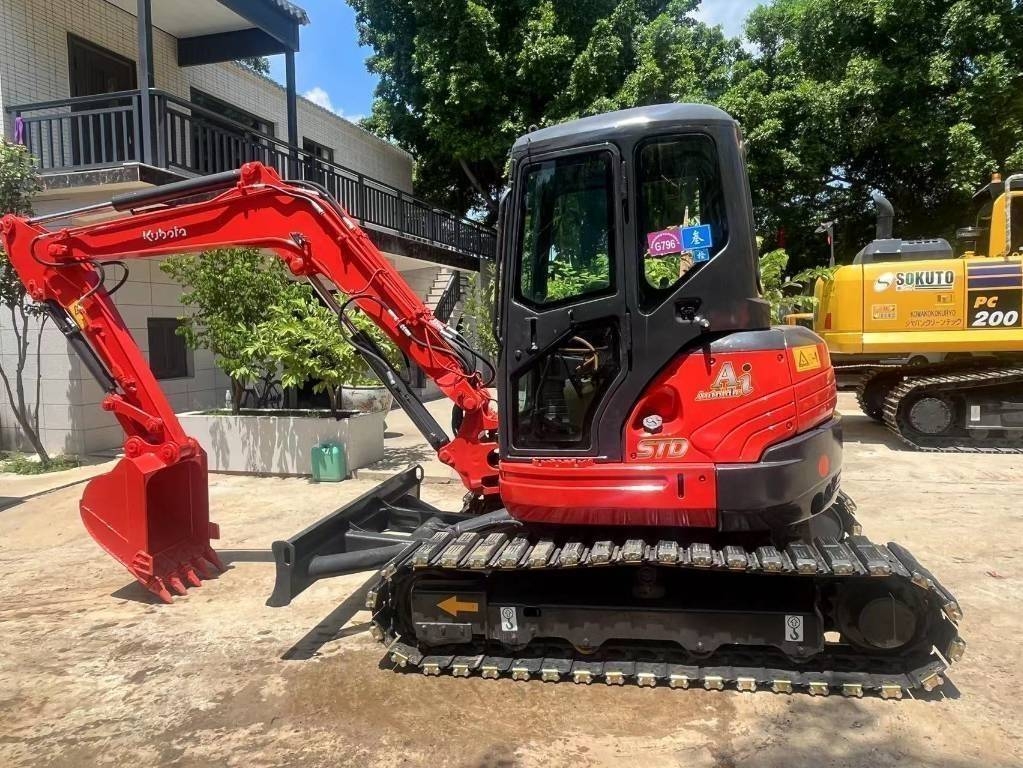 Pelle sur chenilles Kubota KX155-3 — occasion 2013, 4 500 h