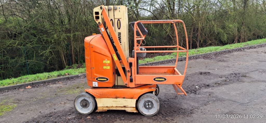 JLG Toucan 8 E