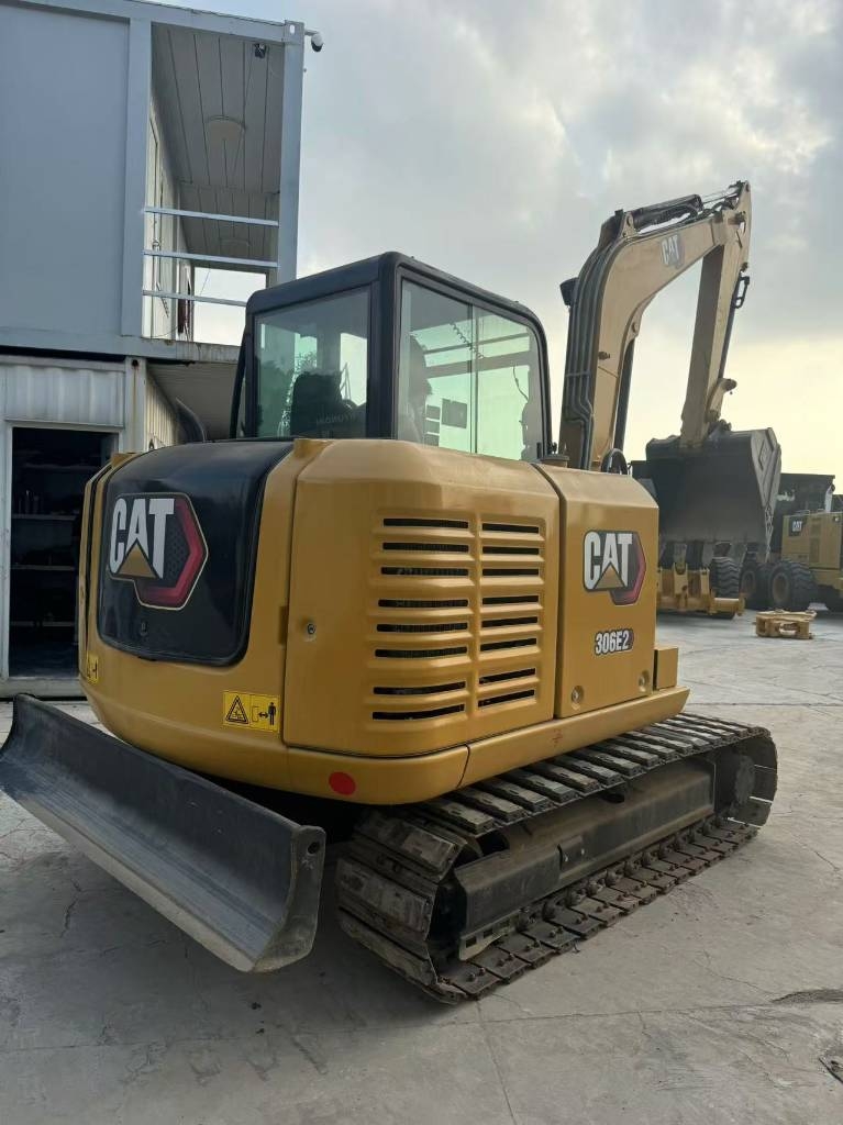 Mini-pelle Caterpillar 306 — occasion 2024, 900 h