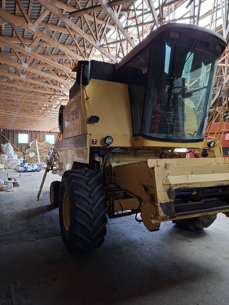 New Holland TC 56 Hydro Plus